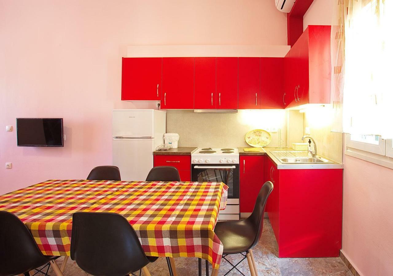 Darmani Spyros Apartments Mantouki Екстер'єр фото